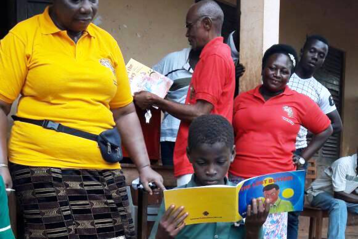 AKCOMLIP Extend Mobile Library to Sankore